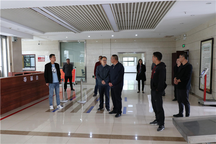 西藏曲松法院一行赴我院学习调研2020.10.28 (3).jpg 西藏曲松法院一行赴我院学习调研2020.10.28 (3).jpg