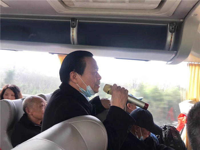 以红色教育铸法院铁军之魂 (5).jpg