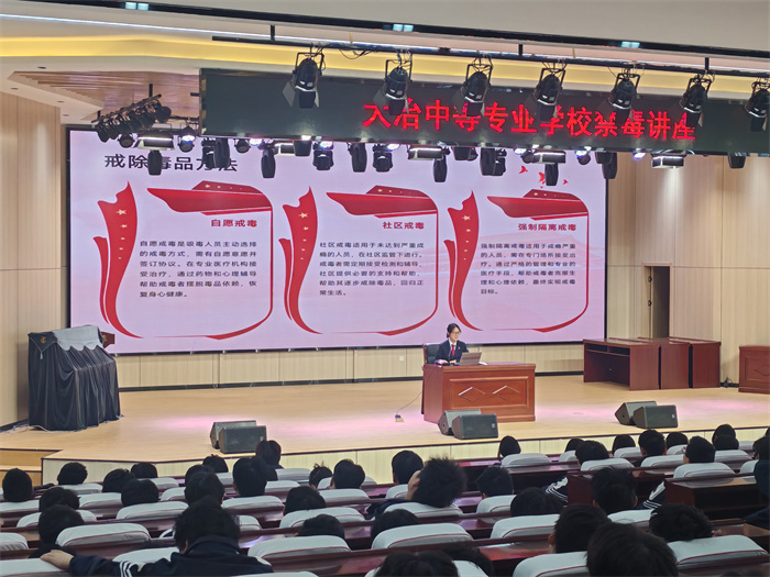 纪文杰.jpg 纪文杰.jpg